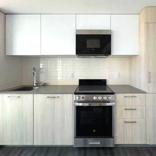 Ivy condominium